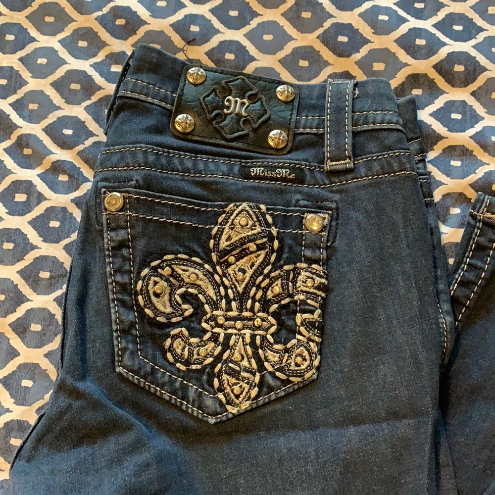 Miss Me mid-rise Jeans